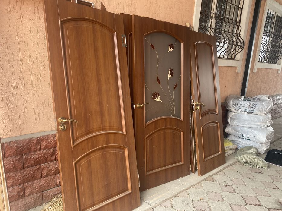 Продам двери 6шт