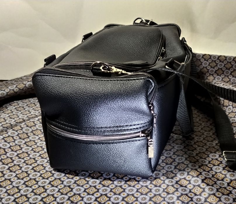 Иск-КожаСумка спортивная, дорожная качественная от производителя