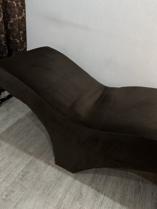 Продам анотомическую кушетку