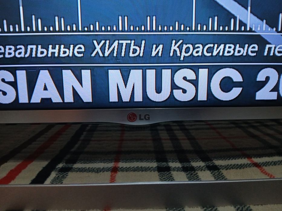 Продам телевизор смарт