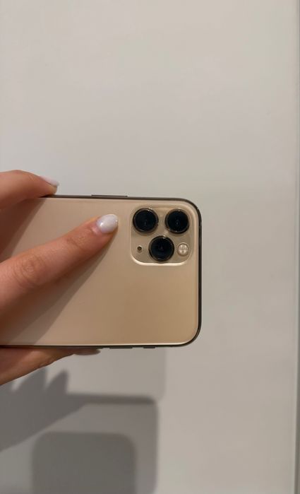 iPhone 11 Pro Gold