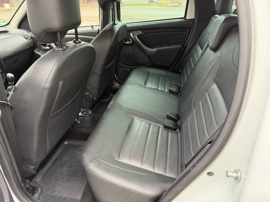 Dacia duster 1.5 diesel 6 trepte Germania facelift 2014