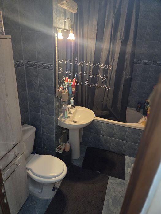 Vând apartament 100 mp 4 camere p/4