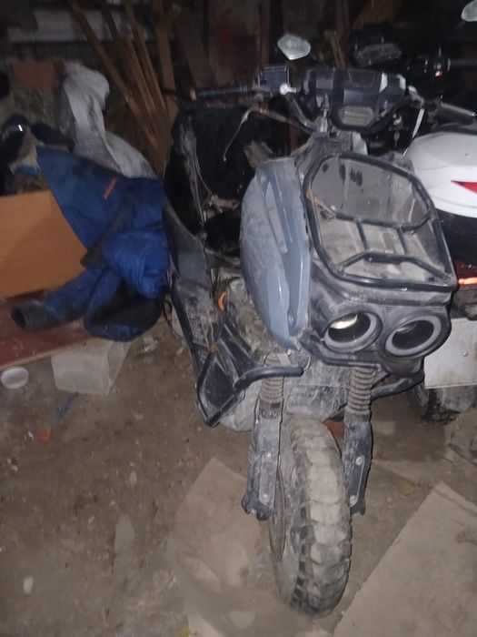 Продам запчасти писать на WhatsApp