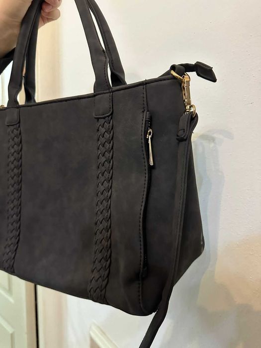 Продаю сумку через плечо