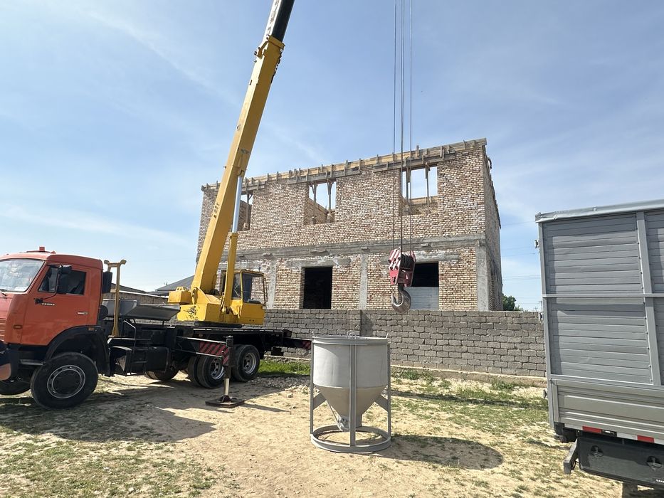 Автокран Ивановец