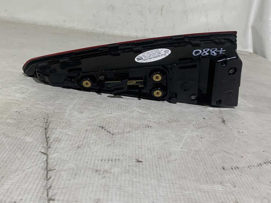 Lampa stop stanga pe hayon, Skoda Enyaq, 2021, 2022, 2023, 2024, cod origine OE 5LG945307B.