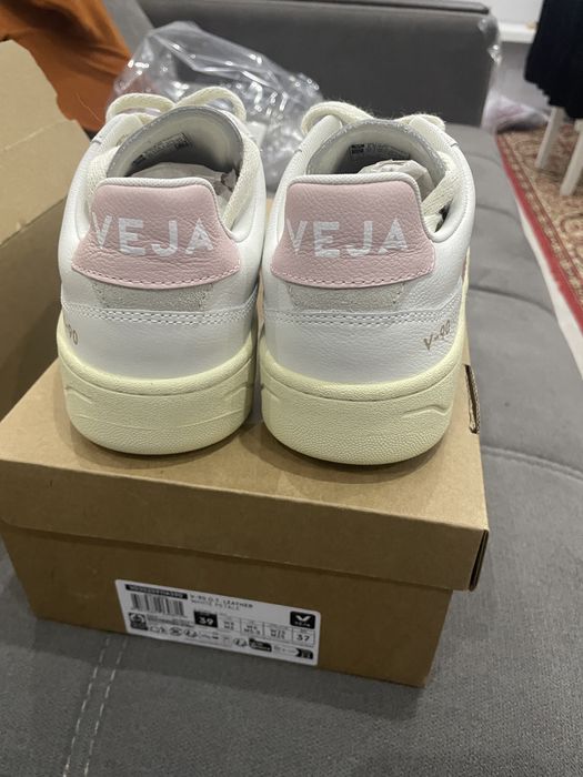 Новые кеды Veja