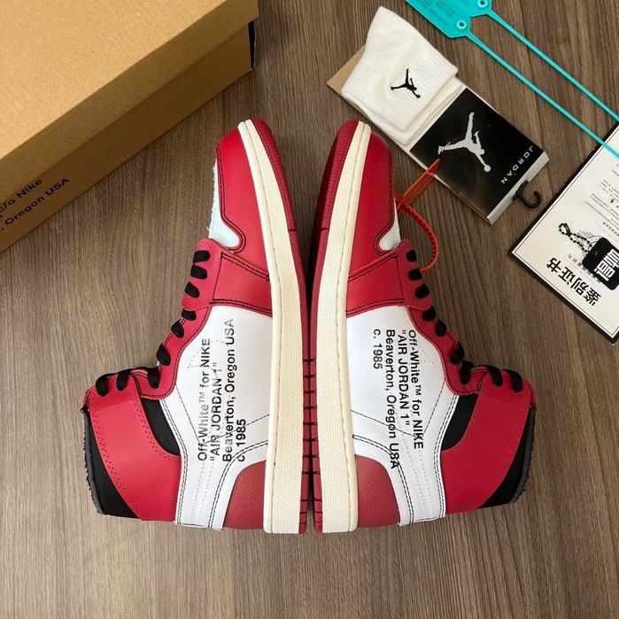Adidasi Air Jordan 1 x Off White Chicago Premium