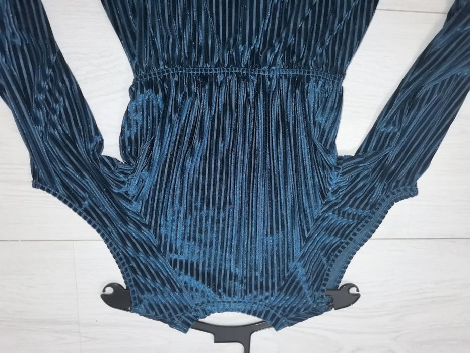 Рокля Lucy Л с ресни за парти