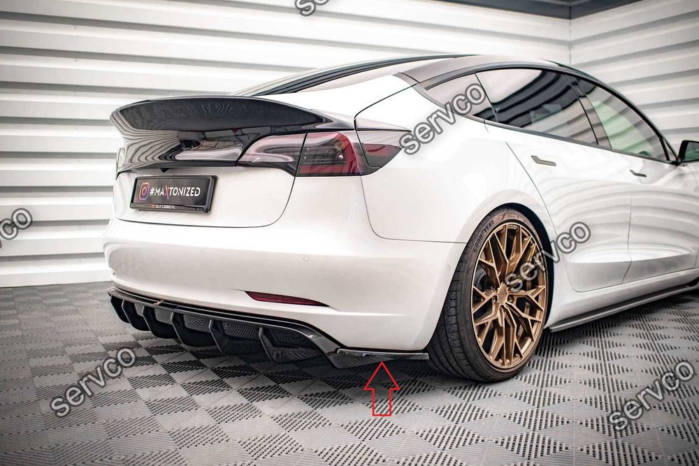 Pachet Body kit tuning Tesla Model 3 2017-2023 v3 - Maxton Design
