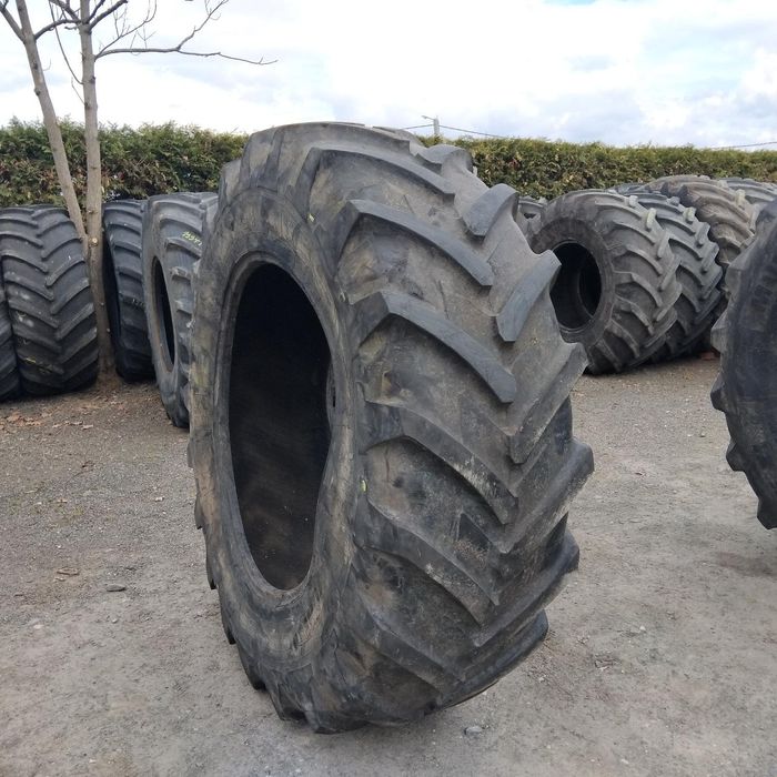 Cauciucuri 20.8R38 (520/85R38) Michelin Anvelope SH 12 Luni Garantie