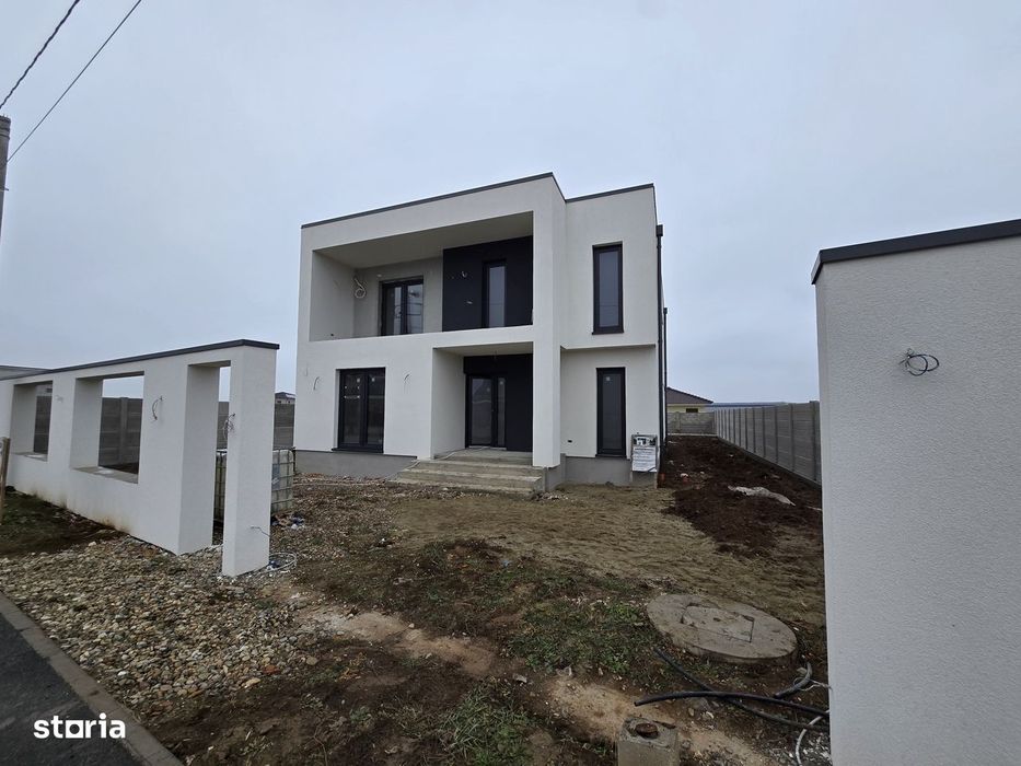 Casa de vanzare in Sanmartin