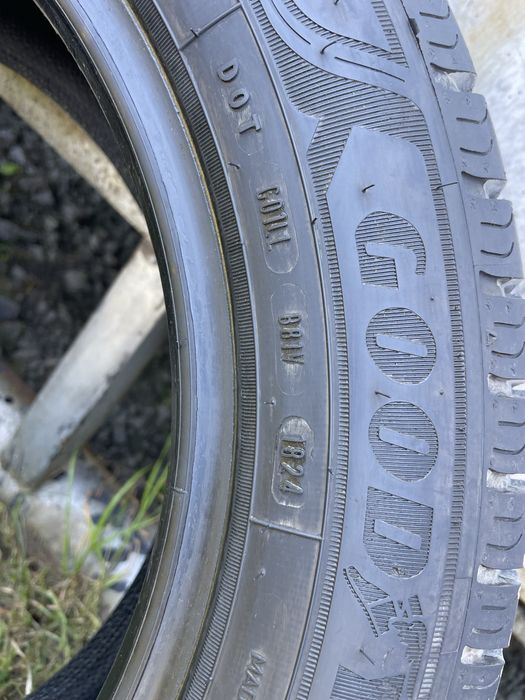 4 бр 195/60/16C Goodyear 2024г 8мм НОВИ