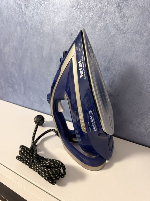 Fier de călcat smart Tefal nou cu reglaj automat a temperaturei