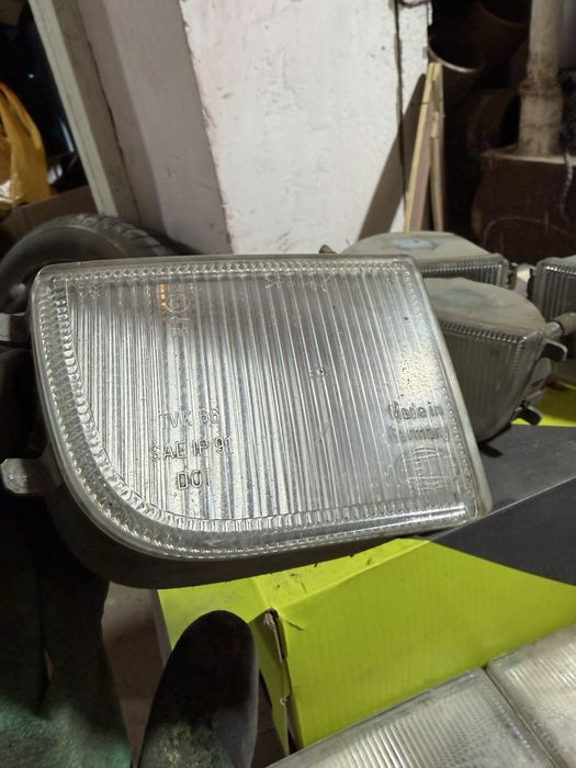 Поворотники VW passat b4 Hella