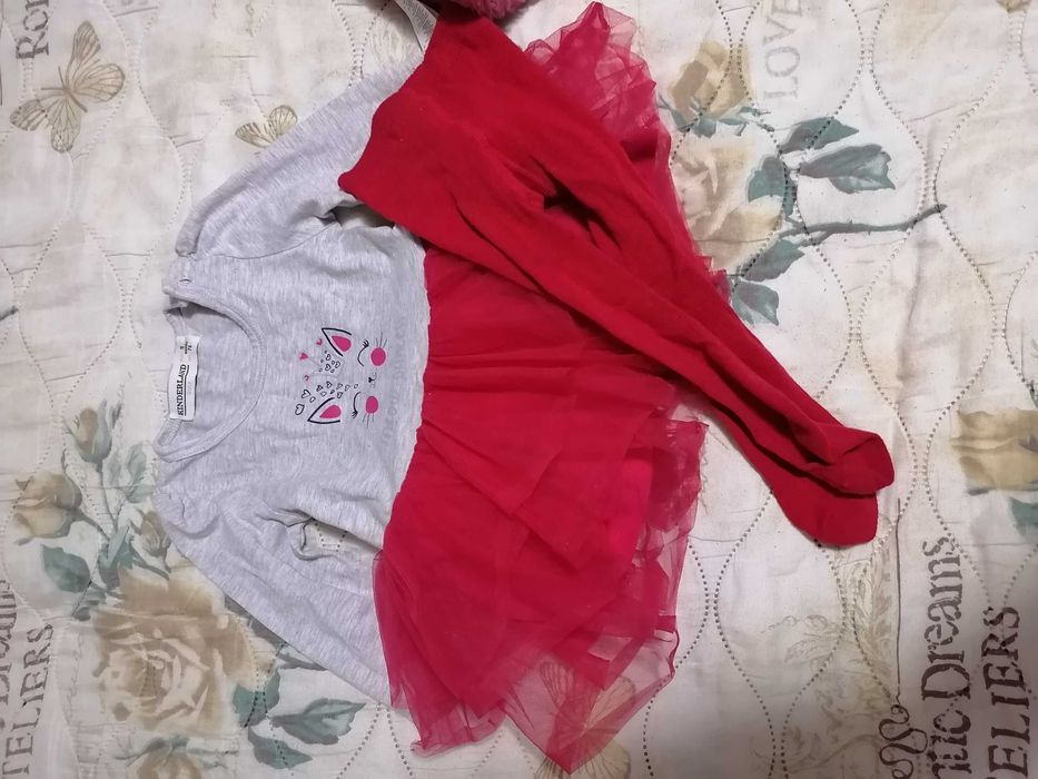 Продавам детски дрехи