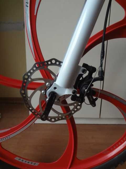 Спортен велосипед с ляти капли