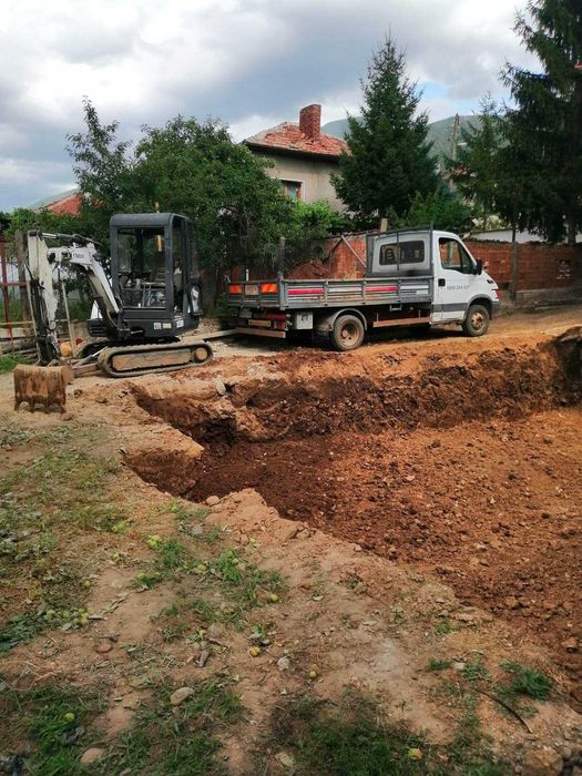 Услуги с мини багер ,Бобкат и Камиони до 10 тона.Сапарева баня.