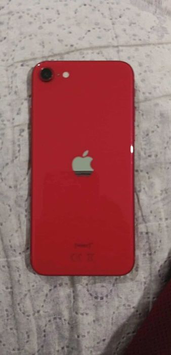 Iphone se2020  в добро състояние