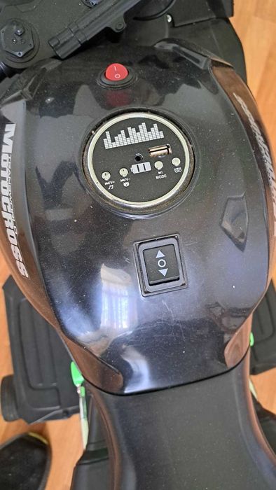 Motocicleta electrica NINJA DUO cu roti ajutatoare -  cititor USB