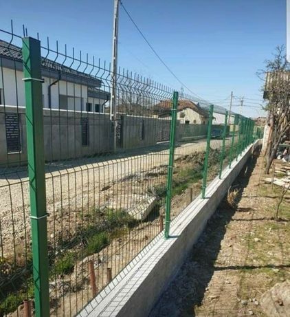 Garduri si porti din sipca metalica, panouri stil jaluzele, plasa bordurata, tabla cutata si alte modele disponibile