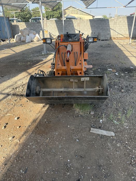 Мини погрузчик  0.2  куб