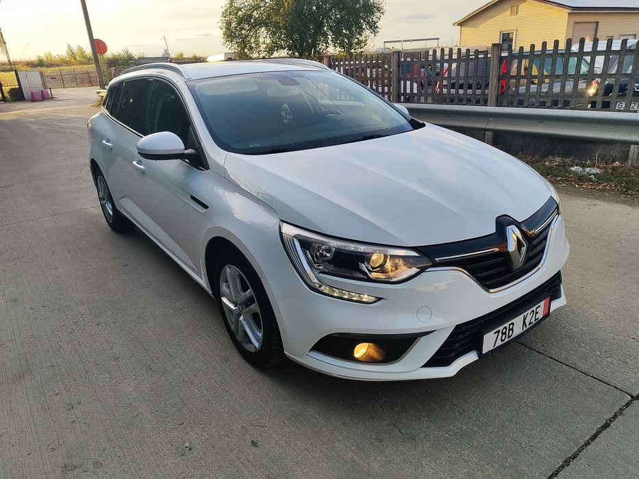 RENAULT Megane 2018 — imagine 2