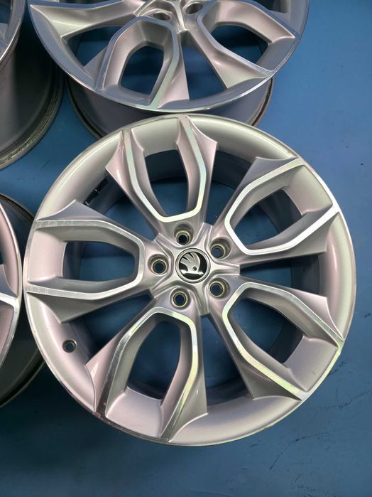 Jante Aliaj 5x112 19'' OE Skoda Octavia Superb VRS RS Kodiaq Karoq