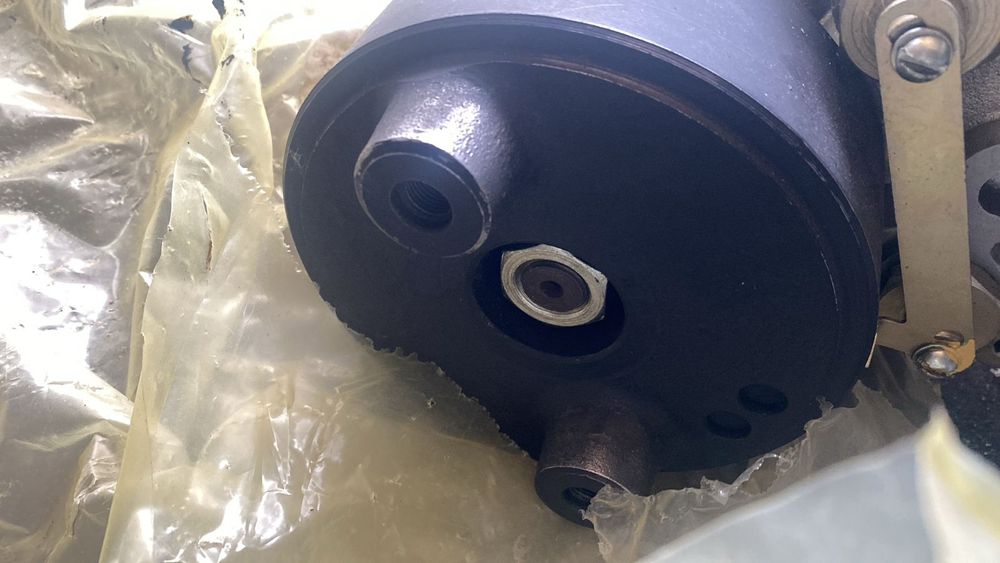 Продам новую ТНВД урал двигатель ямз