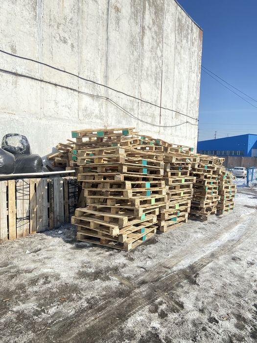 Поддоны полеты дрова