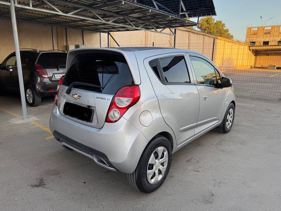 Chevrolet spark 2014