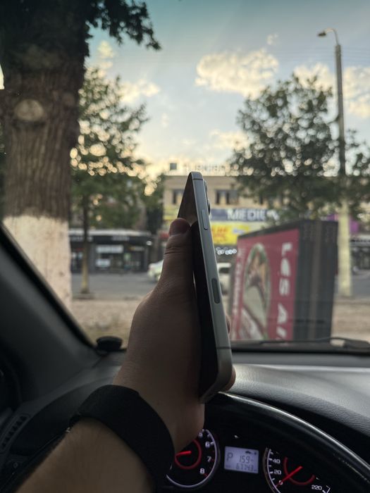 iPhone 17 Pro Max  256Gb  100% Yomkost