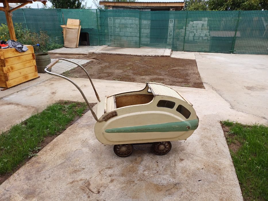 Căruț copil stare buna