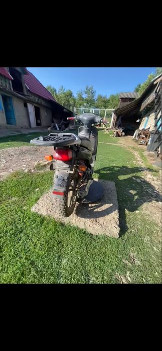 Scuter honda SH 80 cc 2t