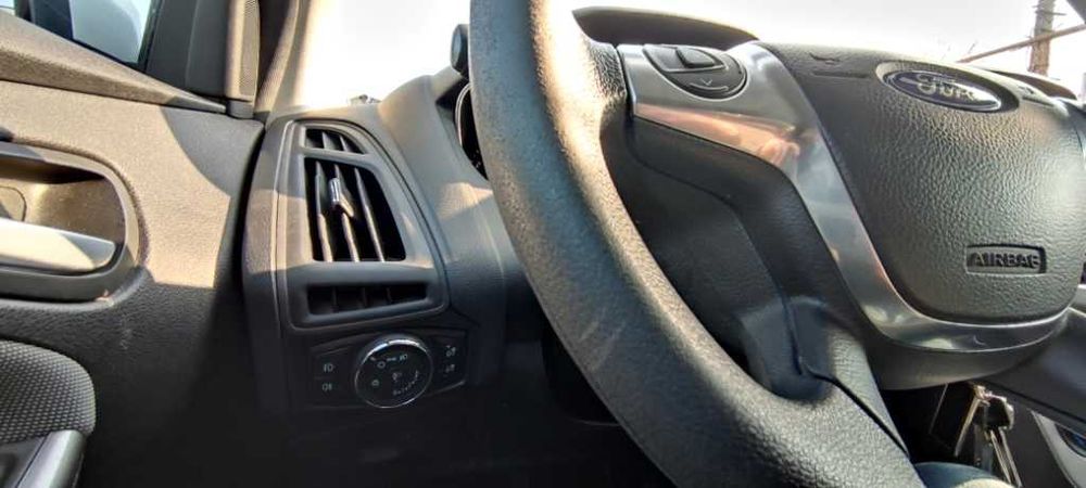 FORD Focus 2014 — imagine 4