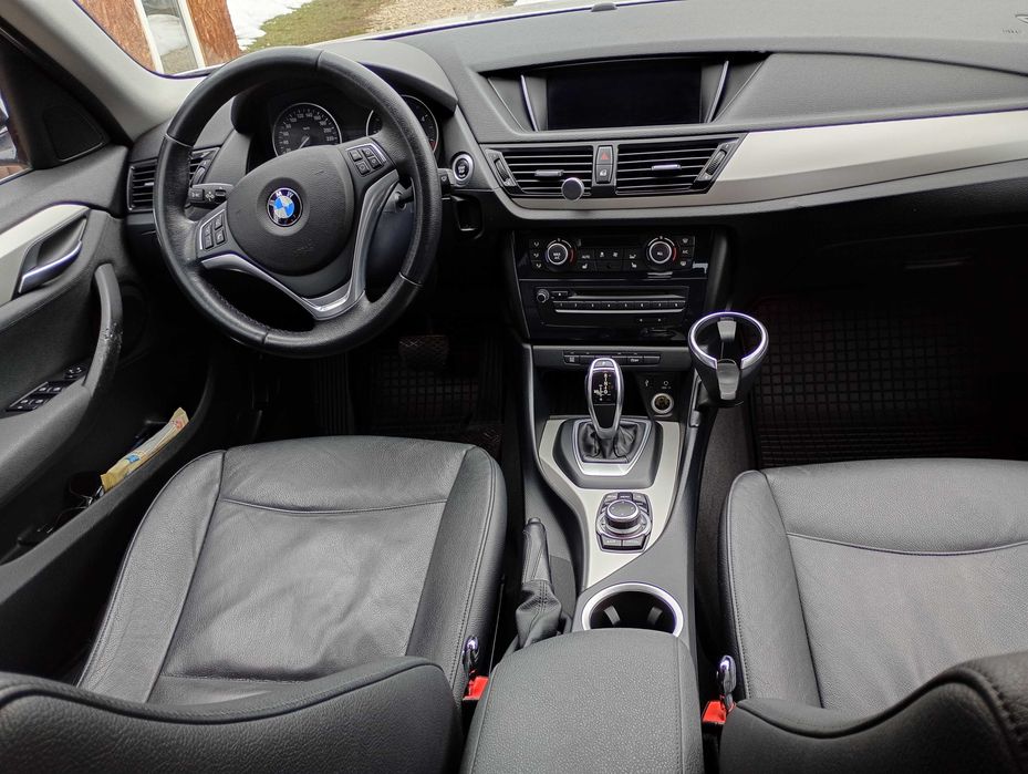 BMW X1 SDrive20D 2014 alb perlat 184CP