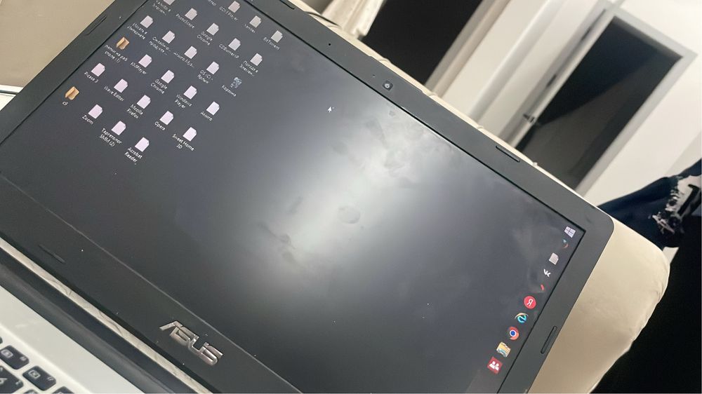 Продам. Ноутбук.