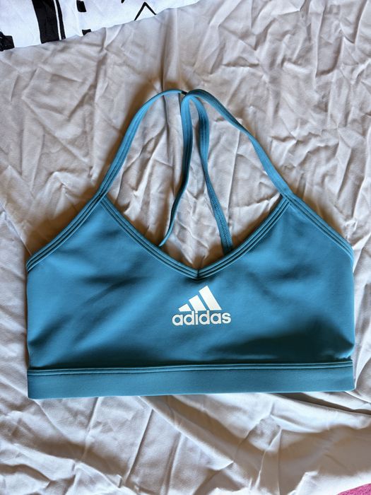 Adidas бюстие с размер