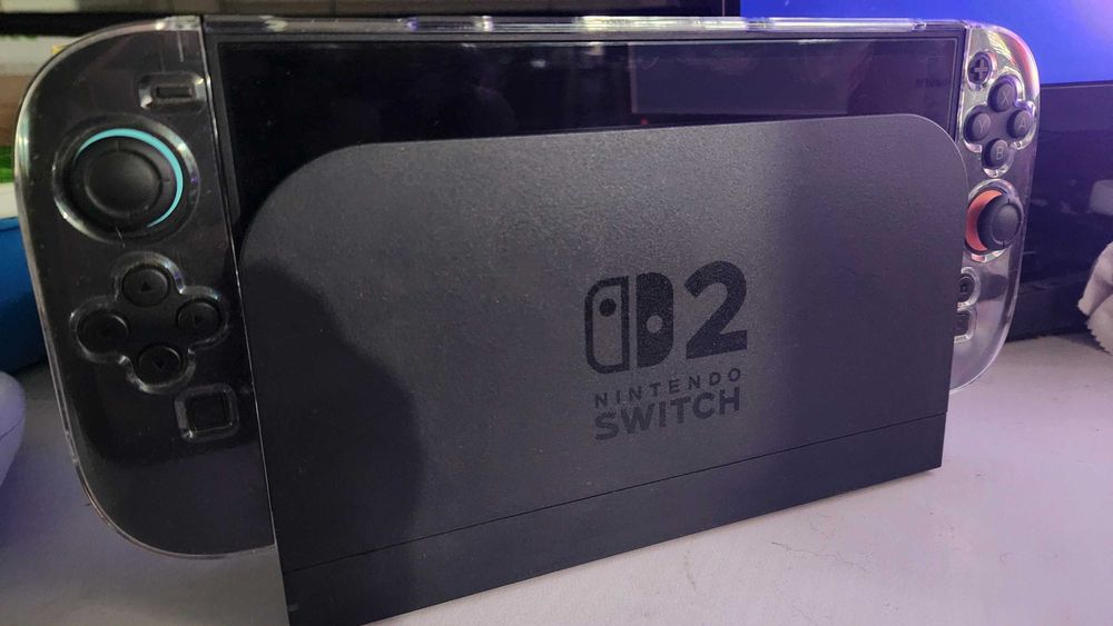 Nintendo Switch 2 + Подаръци