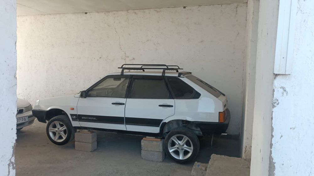 Lada 2109 holati yaxshi