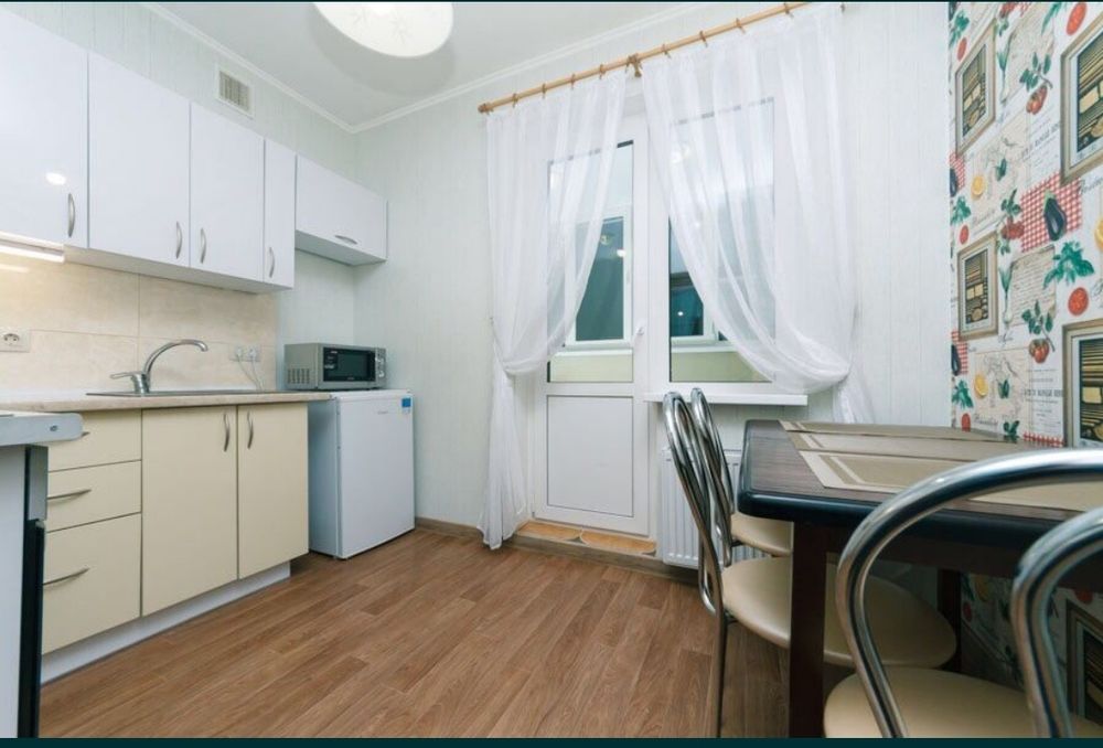 Vip 1 комнатная Юбилейная