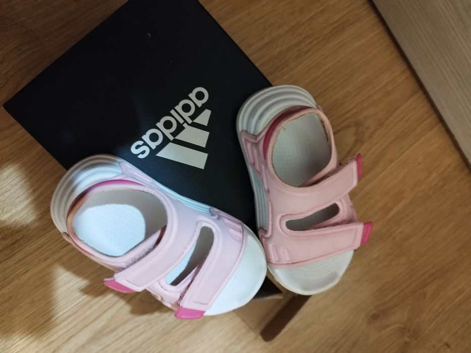 Детски маратонки и сандали