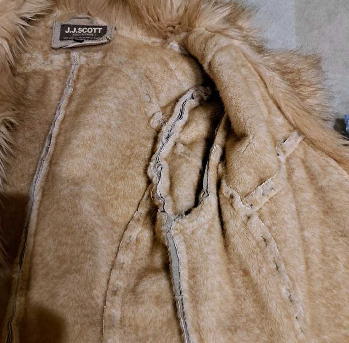 Cojoc  vintage,cu blanita