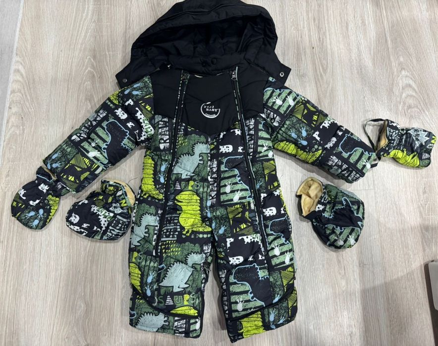 Продам з комбинезон