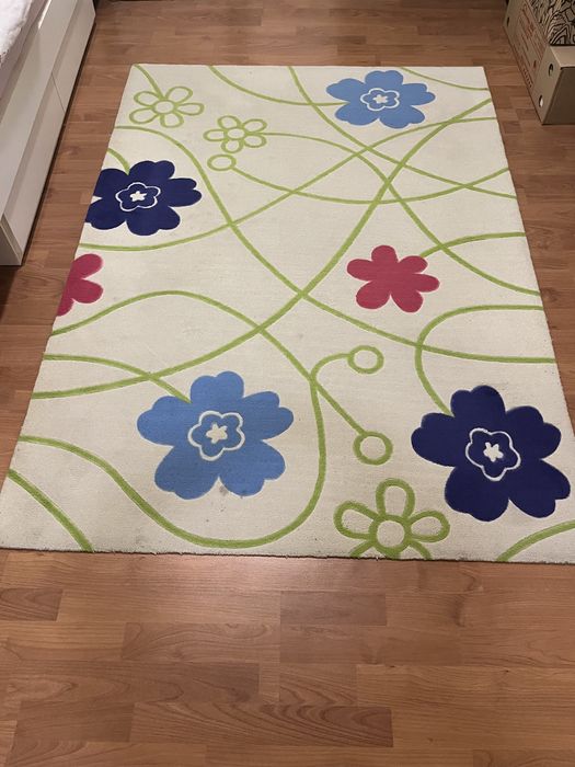 Килим с цветя цвят екрю