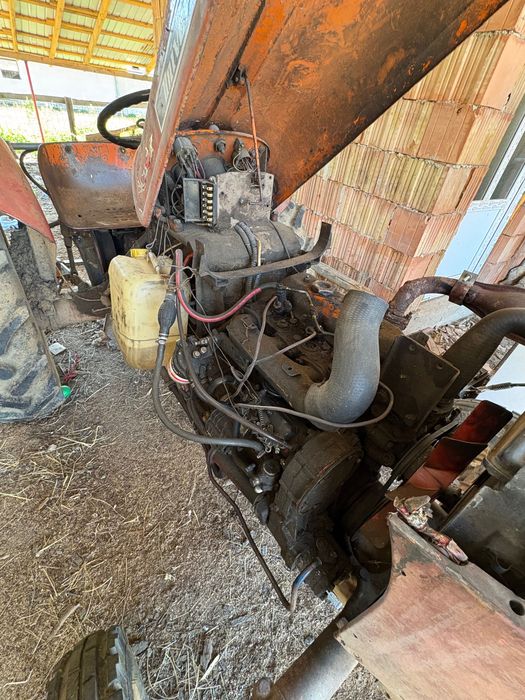 vand tractor universal 445