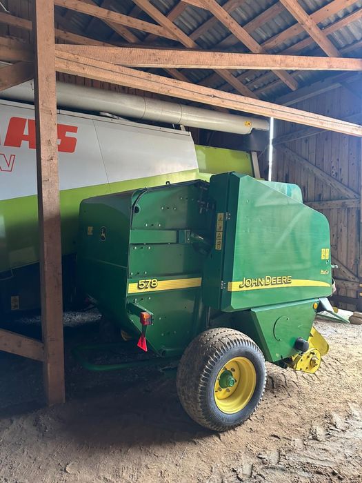 Продам пресс рулонный подборщик John Deere 579