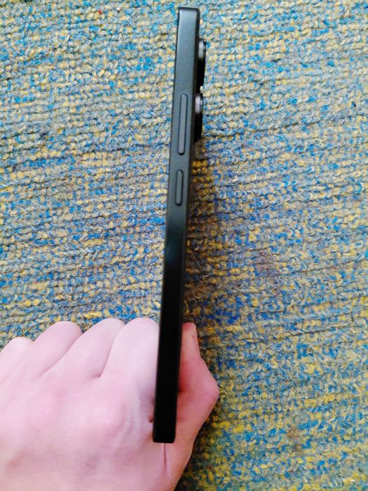 Срочно продаётся Redmi Note 13 8/256 GB black