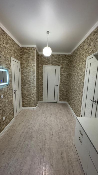 Продам 2 к. кв в мкр. Алтын Орда